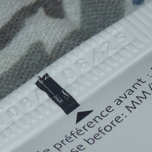 ๐ $24 Yonka Yon-ka Age Defense Cream Pamplemousse Revitalizing Protective - Picture 6 of 8